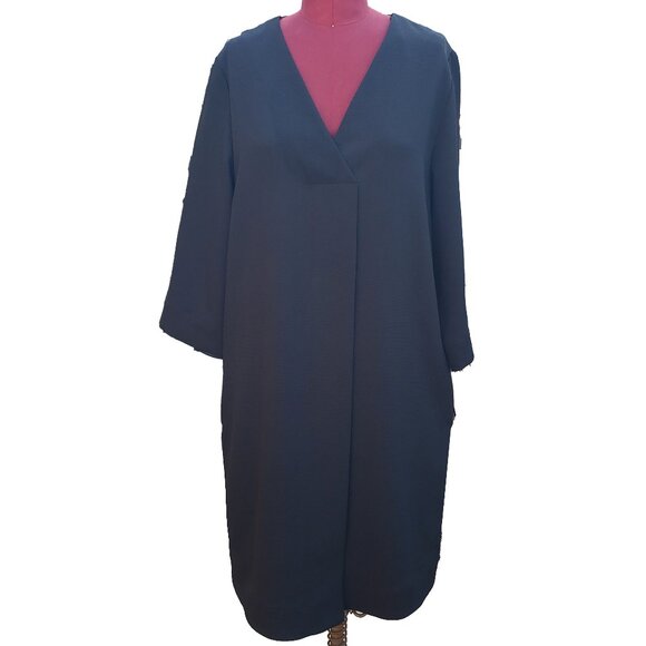 COS Dress Black Textured Woven V Neck 3/4 Sleeve Shift 10 - Picture 1 of 7